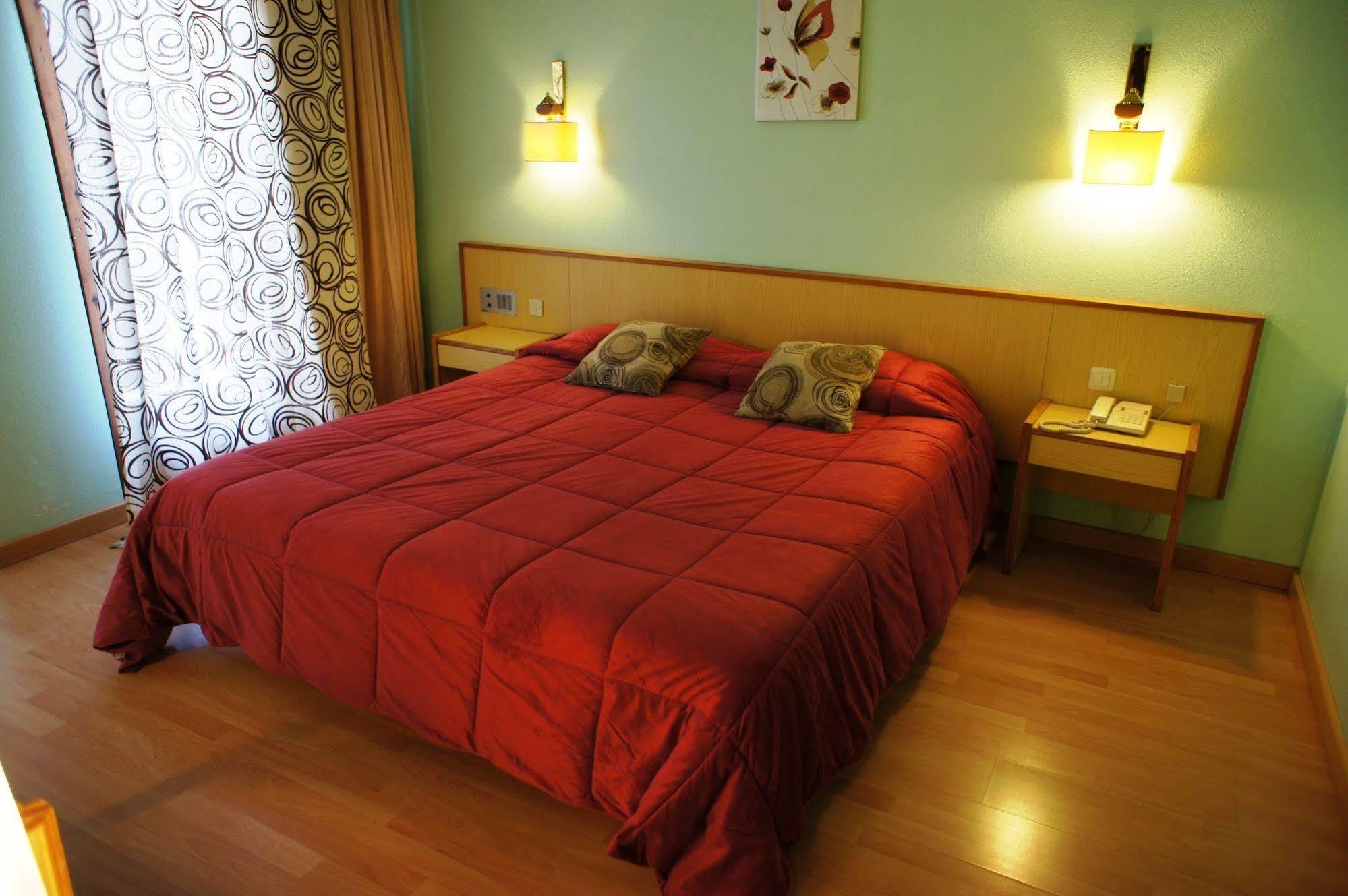 Hotel La Planada Ордино Экстерьер фото